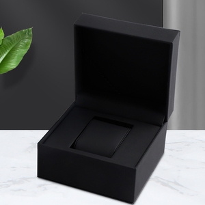 Nueva caja cuadrada de cuero PU negra para reloj, estuche de almacenamiento para un solo reloj de pulsera, caja de exhibición de reloj a prueba de polvo de alta calidad con cojín suave - Product Image 5