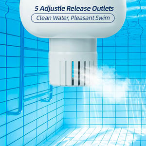 Panneau solaire LED étanche IP68 avec lumière blanc chaud et télécommande pour l'éclairage extérieur de jardins, piscines et aménagements paysagers en plastique - Product Image 2