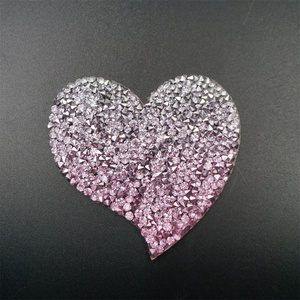 Toppe a forma di stella scintillante con cuore scintillante toppe a fondo piatto Hotfix Applique strass per accessori di abbigliamento - Product Image 4