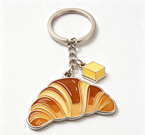 Llavero de Metal con Diseño de Croissant Esmaltado Personalizado, Recuerdo con Temática de Panadería - Product Image 1