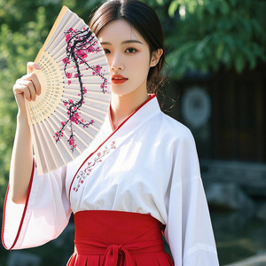 พัดไม้ไผ่พับได้ พกพาสะดวก ลายพิมพ์โบราณ สไตล์จีนดั้งเดิม สวยงามแบบฮั่นฝู กี่เพ้า สำหรับผู้หญิง การแสดงเต้นรำ เด็กๆ - Product Image 3