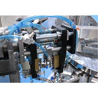 Machine à emballer les sachets de pâte de gingembre et d'ail Machine de remplissage de pâte de pois, de noix, de beurre, d'arachide, d'oignon, de haricot