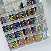 Autocollant holographique 3D de sécurité personnalisé, imperméable, adhésif en PET pour boîte d'emballage de produits de soin de la peau avec design à gratter personnalisé