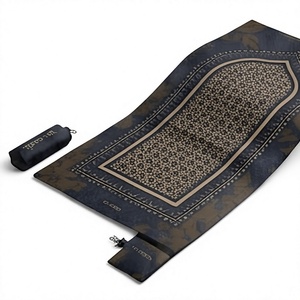 Tapis de prière musulman portable de luxe, imperméable, imprimé, avec pochette, tapis islamique Sajadah personnalisé pour mosquée, Janamaz, idéal pour un cadeau - Product Image 2
