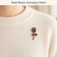 Broche personnalisée en émail souple motif rose, en alliage de zinc et laiton, vente en gros, OEM, ODM, marque privée