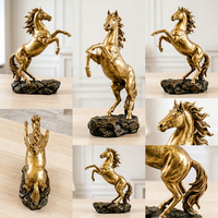 Statue de cheval en résine dorée personnalisée en gros, décoration d'intérieur, sculpture animale Feng Shui, artisanat, ornement de table, cadeau d'affaires