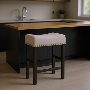 Sgabello da bar Martha II in lino color marrone chiaro con struttura in legno, altezza bancone, set da 2 - Product Image 2