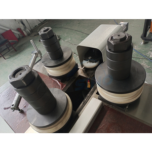 Máquina <span class=keywords><strong>de</strong></span> Doblado <span class=keywords><strong>de</strong></span> Perfiles <span class=keywords><strong>de</strong></span> <span class=keywords><strong>Aluminio</strong></span> CNC <span class=keywords><strong>para</strong></span> <span class=keywords><strong>Ventanas</strong></span> <span class=keywords><strong>de</strong></span> UPVC/PVC con PLC y Motor <span class=keywords><strong>de</strong></span> Alta Precisión - Product Image 5