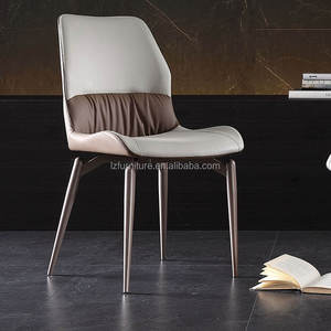 Sillas de Comedor Modernas de Lujo, Ajustables y Extensibles, de Cuero Ecológico de Color Personalizado, Respaldo Acolchado con Diseño de Parches Plisados - Product Image 4