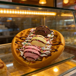 Maquette réaliste de gaufre belge 3Scoop Ice Cream, fausse présentation de dessert, accessoire de décoration pour café, magasin, vitrine commerciale, présentation artificielle - Product Image 6