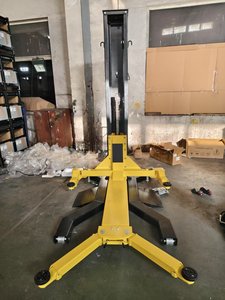 קל משקל עמודה ניידת מעלית משלוח מהיר רכב שחרור חשמלי רכב מעלית מנוע פוסט אחד נייד - Product Image 4