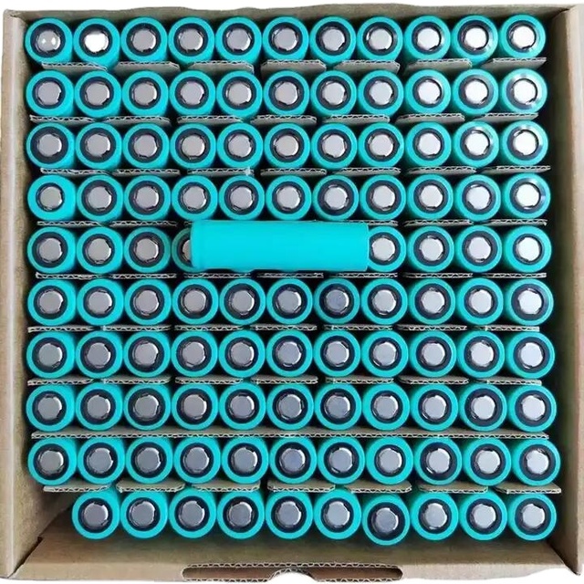 Rechargeable 3.6v Cylindrical Lithium Ion Batteries 3.7v 18650 2000mah 2600mah 3000mah 3500mah Li Ion Battery Cell
