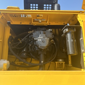 Excavadora Hidráulica de Cadenas Komatsu de 35 Toneladas de Segunda Mano, PC350, Capacidad de Cucharón de 2.0m, Motor Hyundai, Buen Estado, Se Vende a Bajo Precio - Product Image 6