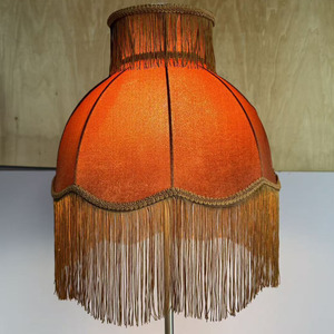 <span class=keywords><strong>Paralume</strong></span> Vittoriano di Lusso, in Velluto con Frange Dorate, <span class=keywords><strong>Paralume</strong></span> Decorativo su Misura per Lampada da Tavolo e Lampada da Terra - Product Image 4