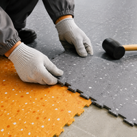 Industrielle PVC-Verbundbodenbeläge mit Hoher Belastbarkeit und Haltbarkeit Moderne Klebeinstallation 5-Jahres-Garantie für Fabriken