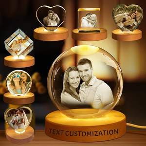Boule de cristal photo <span class=keywords><strong>3D</strong></span> personnalisée, cadre photo LED, cadeau de naissance/Noël/mariage/anniversaire - Product Image 1