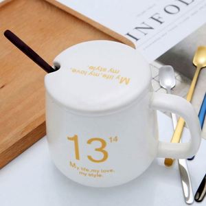 ช้อนสแตนเลสสตีลหัวเหลี่ยมด้ามยาว 18/8 สำหรับคนผสม ตักน้ำผึ้ง ขนมหวาน กาแฟ และน้ำแข็ง - Product Image 6