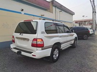 Toyota Land Cruiser Prado LC120 4.0L V6 4x4 Essence Berline 2018 Occasion Conduite à Gauche en Stock pour l'Afrique