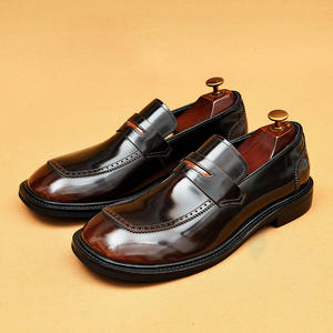 Zapatos de hombre de cuero con punta ancha, los más vendidos - cuero genuino, acabado brillante, estilo casual de negocios, mocasines estilo inglés - Product Image 5