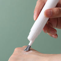 Flacons ronds en plastique PP pour sérum pour les yeux de 5 ml/10 ml/15 ml avec applicateur métallique rafraîchissant, logo imprimé, emballage OEM pour soins de la peau