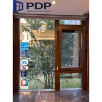 Ventana de Madera Revestida de Aluminio PDP con Diseño de Persiana Magnética y Sistema de Malla Integrado para Uso en Villas y Hoteles