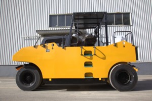 Rodillo Compactador de Neumáticos para Carreteras de 16, 20, 22, 26 y 30 Toneladas con Motor y Tracción, el Más Vendido y de Alta Demanda - Product Image 2