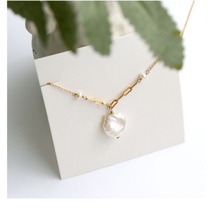 Collier de perles Keshi baroques naturelles romantiques, style INS, chaîne de clavicule personnalisée, design de niche unique, Wenchi Chine - Product Image 4