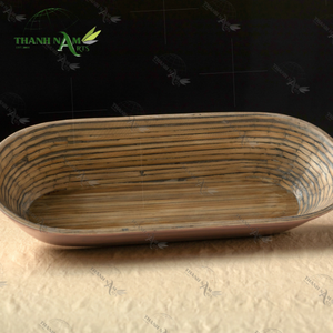 Plateau de service décoratif en bambou murmure à grain de bois fait à la main de style moderne pour la cuisine, la table à manger, les salades et les collations. - Product Image 2
