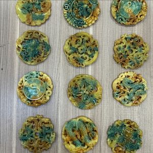 จี้หยกแกะสลักด้วยมือขนาดใหญ่พร้อมโทเท็มจีน<span class=keywords><strong>โบราณ</strong></span>เครื่องประดับอัญมณีแนวจิตวิญญาณจากหินธรรมชาติ - Product Image 6