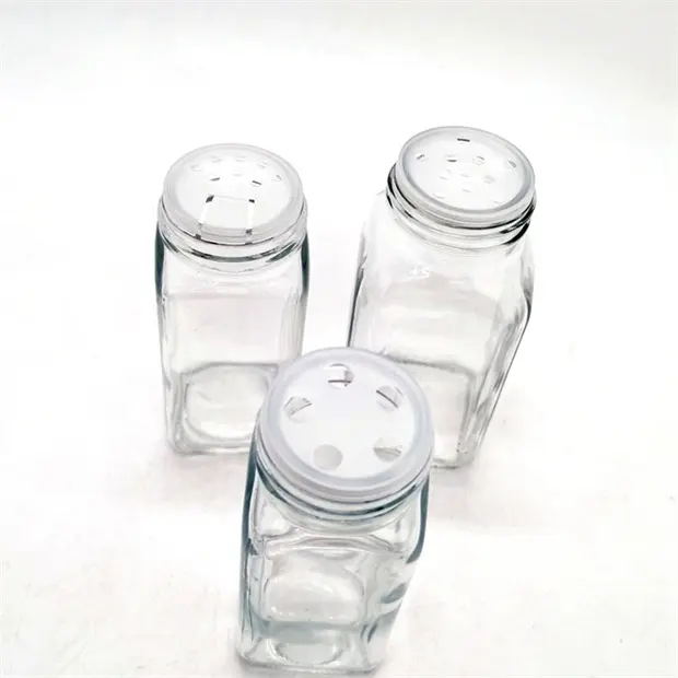Wholesale Kitchen Seasoning Bottles 120ml Square Glass Spice Jar With Shaker Lids