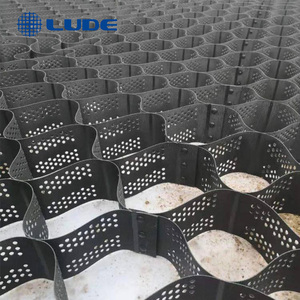 50mm 100mm Chiều cao HDPE <span class=keywords><strong>geocell</strong></span> đường lái xe sỏi lưới <span class=keywords><strong>geocell</strong></span> cho ổn định đất giữ lại tường <span class=keywords><strong>geocell</strong></span> - Product Image 5