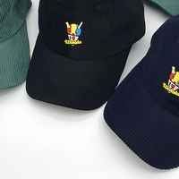Chapeau de papa à bord incurvé avec logos de broderie personnalisés, casquette de baseball non structurée à bord plat à 6 panneaux 100% chapeaux en velours côtelé de coton