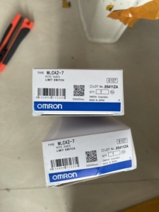 Interrupteur de fin de course Omron WLCA2-7 - Product Image 1