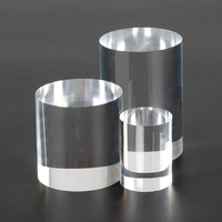 Bloc de présentation en acrylique transparent solide, support en cube d'acrylique transparent pour la présentation de bijoux, bagues et diamants, taille personnalisée OEM disponible