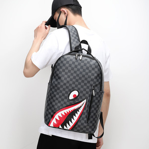 กระเป๋าเป้สะพายหลังพิมพ์ลายฉลาม 20-35L สายรัดปรับระดับได้ความจุขนาดใหญ่สำหรับผู้ชายการเดินทางในมหาวิทยาลัยใช้ทุกวัน - Product Image 1