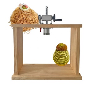 Nouvelle arrivée : Presse manuelle à purée de châtaignes et à glace Mont Blanc en bois et acier inoxydable avec 6 coupelles - Product Image 4