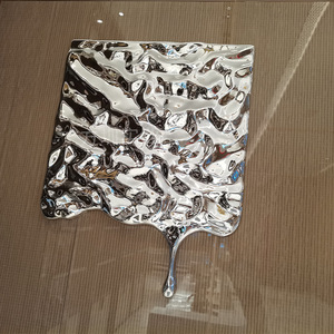 Decoración de pared irregular de acero inoxidable, arte de pared contemporáneo de metal para decoración de interiores - Product Image 1
