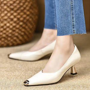 Nouvelle Collection Automne-Été : Chaussures Mary Jane à Talon Carré, en Cuir Premium, Style Rétro Français avec Bride Croisée, Tendance Mode - Product Image 4