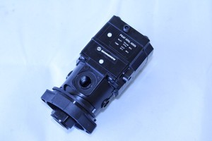 Producto con Garantía PLC P64F-NNL-NNN Breather - Product Image 1