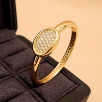 Bracelet de bain en or massif 18 carats style Dua Lipa, serti de diamants, forme ovale, esthétique Old Money, haute joaillerie, vente aux enchères