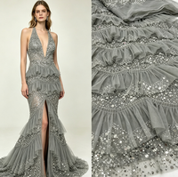Graues Pailletten-Perlen-Rüschen-Tüll-Abendkleid mit Mehrlagiger Struktur für den Roten Teppich Designer-Kleid in Verschiedenen Farben Schnelle Lieferung