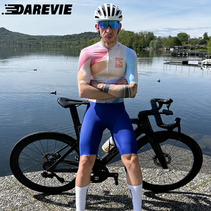 Darevie Hot Selling Bib Outfit Slim Fit Custom 9 Colors One Piece Seamless Soft Fabric Anti Slip Glue Men Cycling Bib Shorts