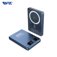 Power Bank Magnetik 10000mAh dengan Bodi Tipis 11.5mm, Layar TFT, Pengisian Daya Nirkabel 15W, Pengisian Cepat PD 20W, dan Baterai Semi-Solid