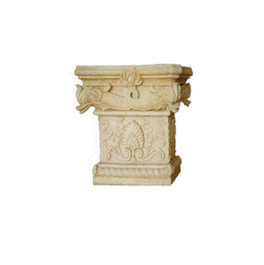 Socle en grès sculpté, support décoratif en pierre fabriqué à la main avec soin, pour statues, vases ou jardinières, ajoutant une touche élégante et classique. - Product Image 4