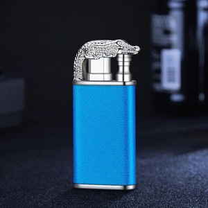 Accendino a Doppia <span class=keywords><strong>Fiamma</strong></span> Antivento con Ricarica a <span class=keywords><strong>Gas</strong></span> Circolante, Design Coccodrillo Satinato, per Sigarette - Product Image 5