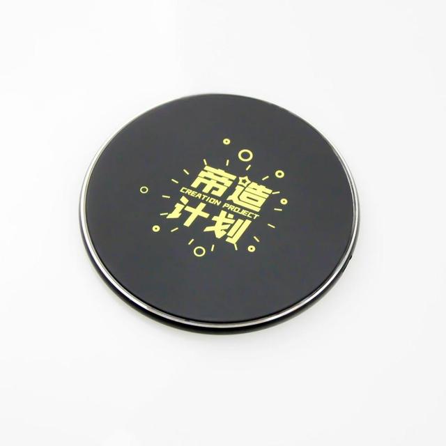 Custom Magnetic Q Wireless Charger 10W QC3.0 3-in-1 for // with ABS & Aluminum Material OEM Manufacturer