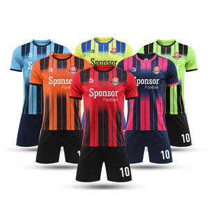 Set Jersey Sepak Bola Lengan Pendek Kerah Bulat Cepat Kering 100% Poliester - Product Image 1