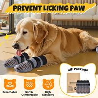 Chaussettes pour animaux de compagnie en tricot épais et chaud avec sangle réglable antidérapante pour chiens de taille moyenne et grande