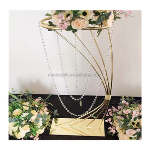 Più nuovo disegno decorazione della tavola unica forma di luna in oro del fiore del basamento del metallo pezzi centro di nozze - Product Image 2