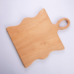 Tabla de Cortar de Madera Ondulada de Buena Calidad OEM con Asa en Forma de Lazo, 41 cm, Tablas de Cortar al por Mayor - Product Image 4